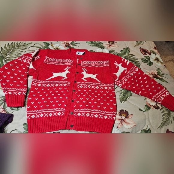 Hartstrings Sweaters - Vintage Hartstrings - Christmas Red/White Reindeer Cardigan